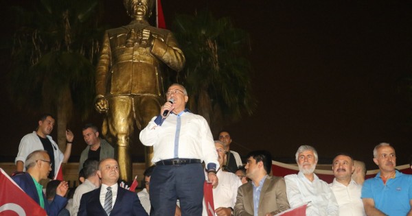 Mersin Büyükşehir Belediye Başkanı Burhanettin Kocamaz