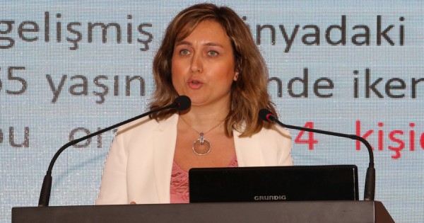 Ankara Üniversitesi’nden Prof. Dr. Emine Özmete