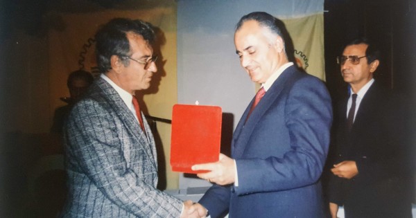 Sabahattin Çakmakoğlu - arkada Orhan Çapan Genel Sekreter